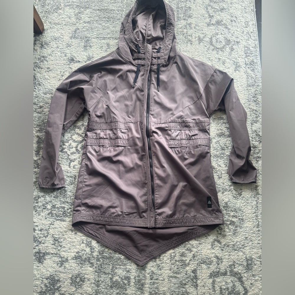 Reebok Women's Packable Rain Jacket in Mauve